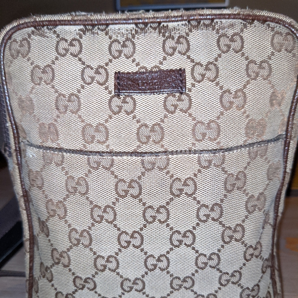 Authentic Gucci Crossbody Bag